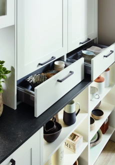 Lak broušený bílý