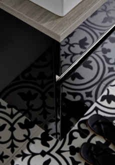 NOVA LACK NOLTE Nolte sytá černá, koupelna od Karel Kováč Centrum