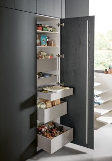 elektronickou podporu otevírání C-Drive Rodinná kuchyně Schüller Fino elektronickou podporu otevírání C-Drive Rodinná kuchyně Schüller Fino