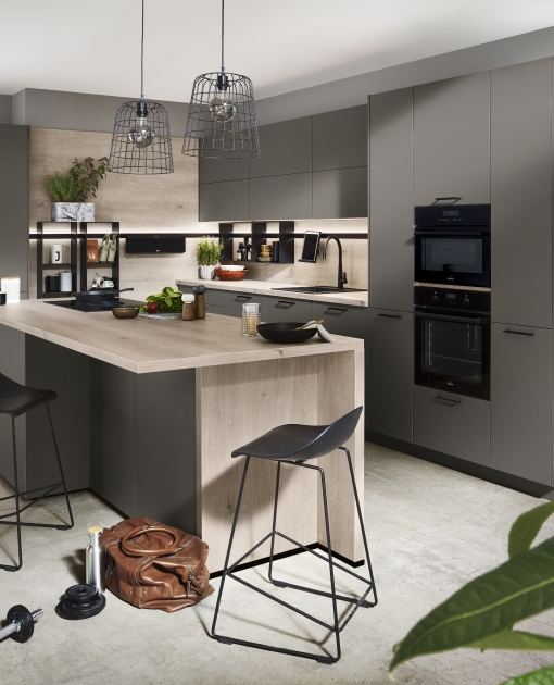 Laser perfektně odpovídá nárokům městského života Kuchyně S-line Vulkanická šedá