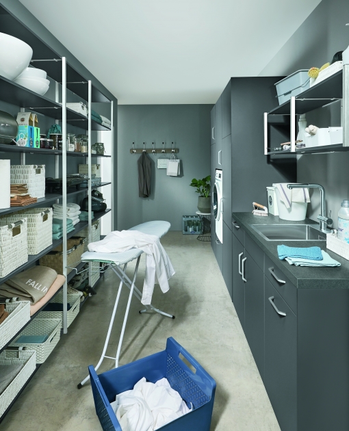 Chytrá technická místnost_touch_334_1 Chytrá technická místnost od německé značky Schüller.