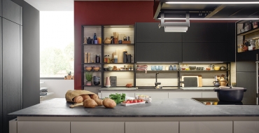Kuchyně pohodlná pro všechny. Rodinná kuchyně Schüller Fino Kuchyně pohodlná pro všechny. Rodinná kuchyně Schüller Fino