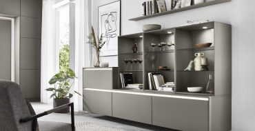 Monochromatický design v kuchyni S-Line EASYTOUCH zcela vévodí  Šedá barva kuchyně S-Line EASYTOUCH je mimořádně nadčasová.