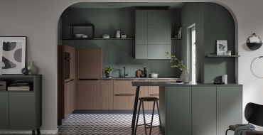 concept130 Vegas metalická zelená LINEA přírodní ořech: Pro městský domov s přirozeným vzhledem