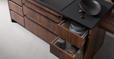 Dokonalost tvaru: concept130 BALI Ořech | LASER SOFT Černá