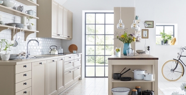 Schuller C collection CAA 2 Stylové a praktické řešení kuchyně s úložnými prostory.